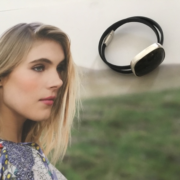 Mark White Designs Labradorite & Italian Leather Wrap Bracelet is NWOT! - Picture 7 of 10